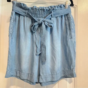 Chelsea & Theodore Women's Blue Pull-On High-Rise Tencel Shorts. Size Large. NWT